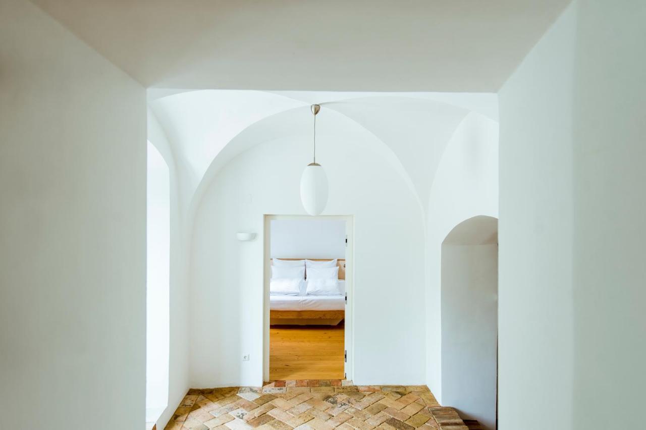 Gut Oberstockstall Hotel Kirchberg am Wagram Bagian luar foto