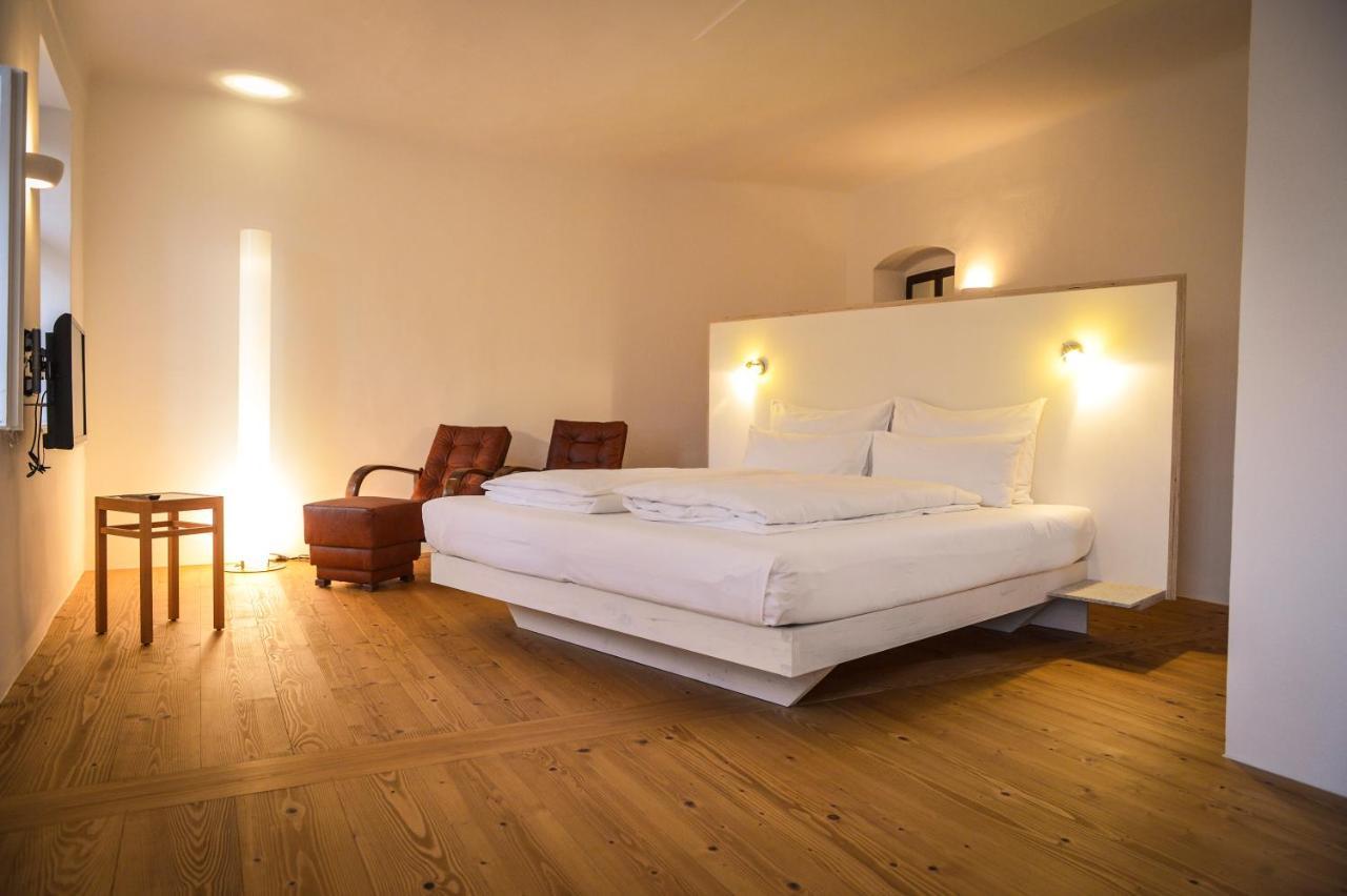 Gut Oberstockstall Hotel Kirchberg am Wagram Bagian luar foto